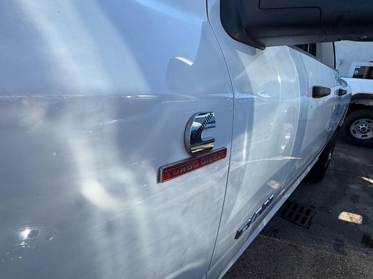 RAM 2500 Tradesman Crew Cab SWB 4WD 2024