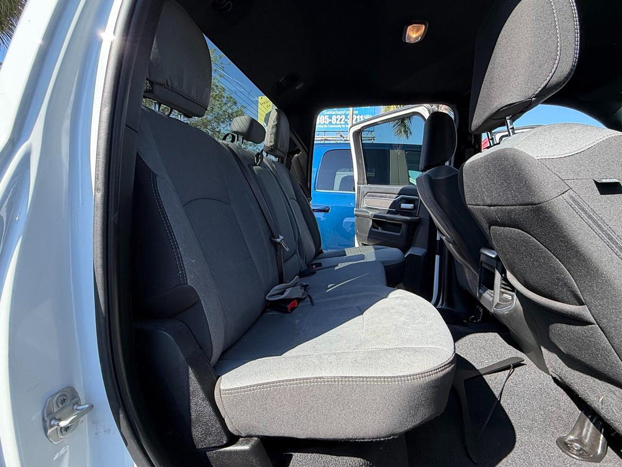 RAM 2500 Tradesman Crew Cab SWB 4WD 2024