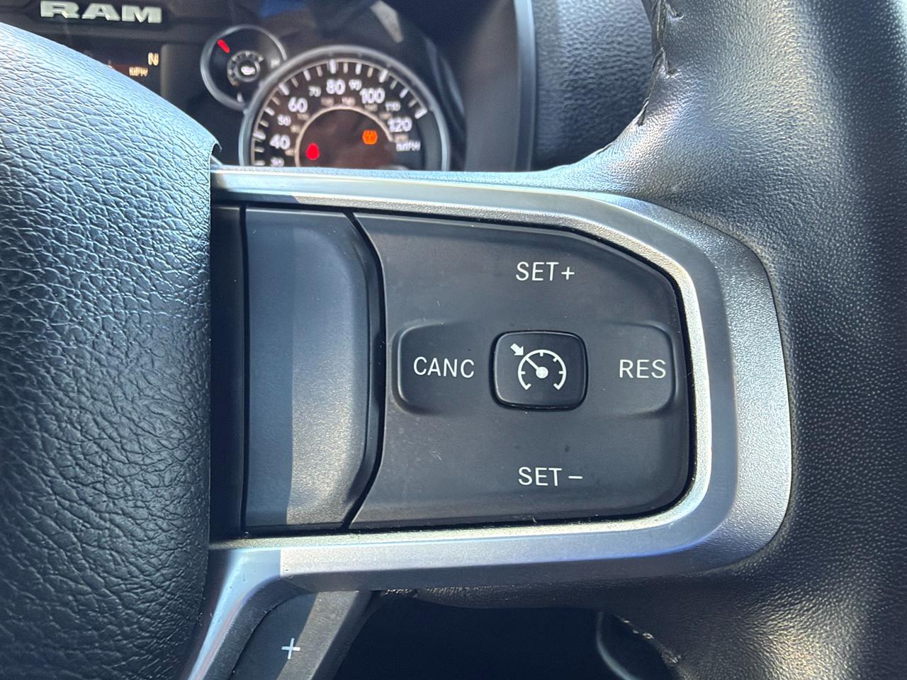 RAM 2500 Tradesman Crew Cab SWB 4WD 2024