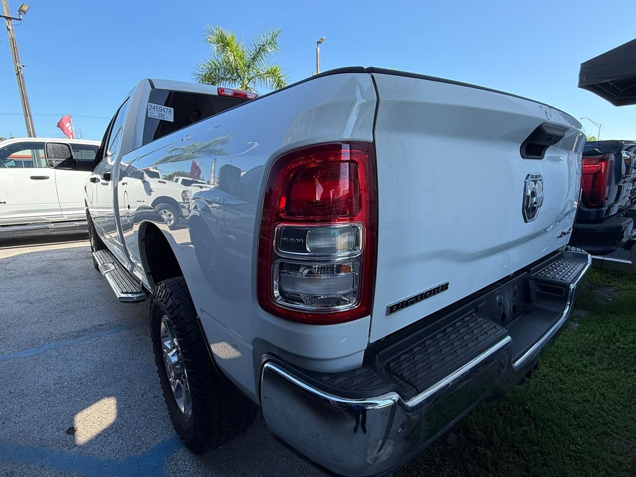 RAM 2500 Tradesman Crew Cab SWB 4WD 2024