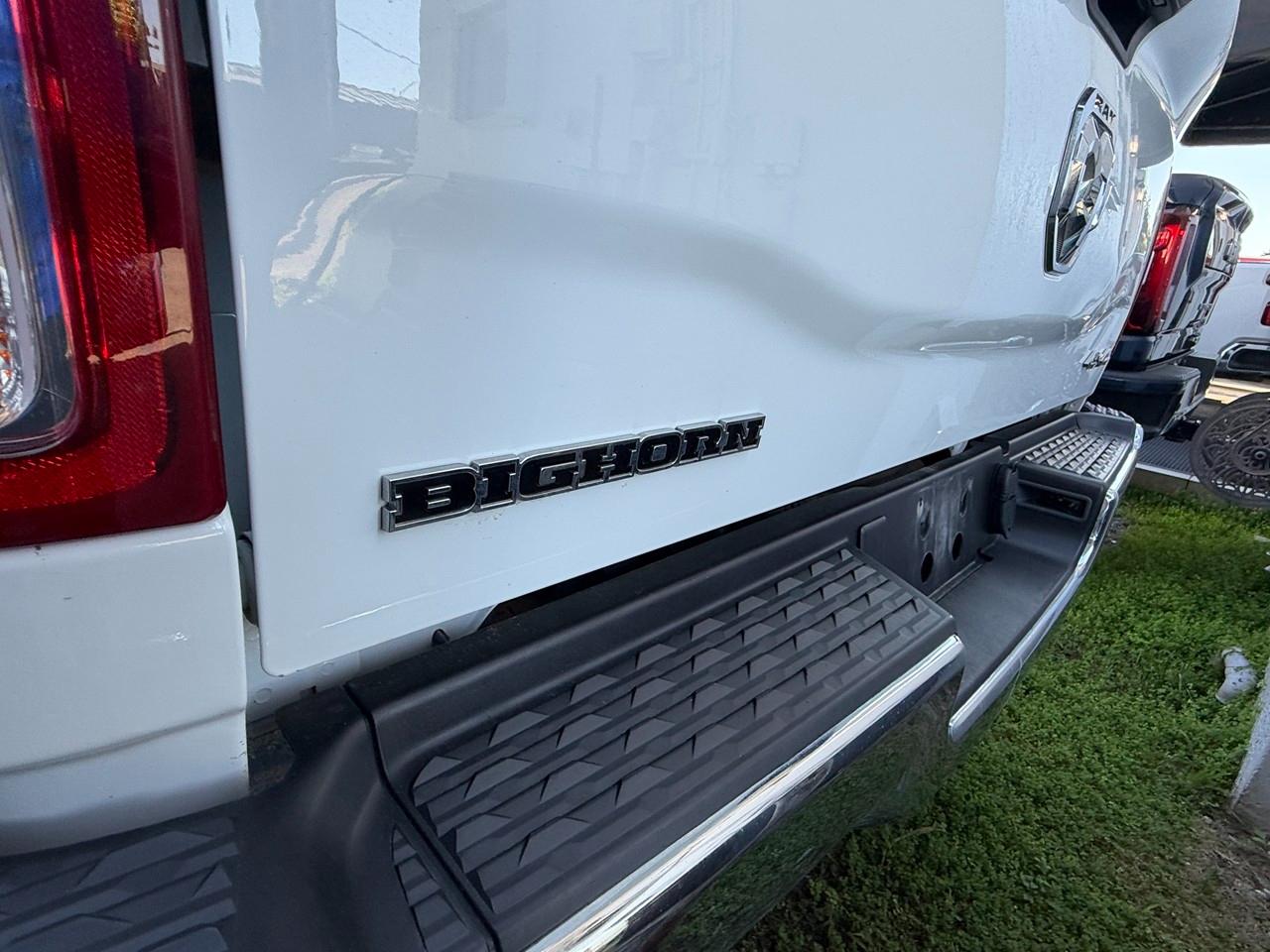 RAM 2500 Tradesman Crew Cab SWB 4WD 2024