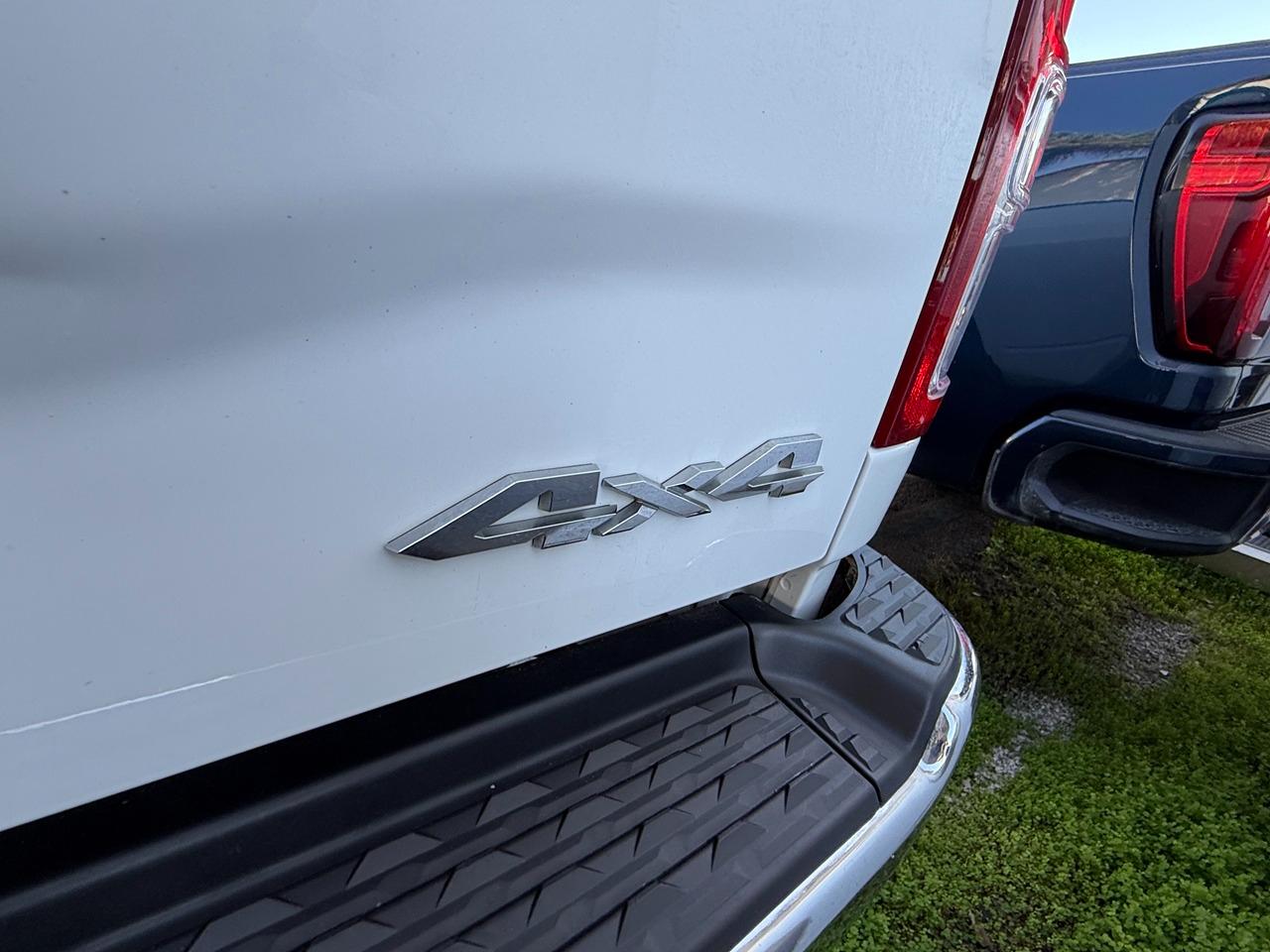 RAM 2500 Tradesman Crew Cab SWB 4WD 2024