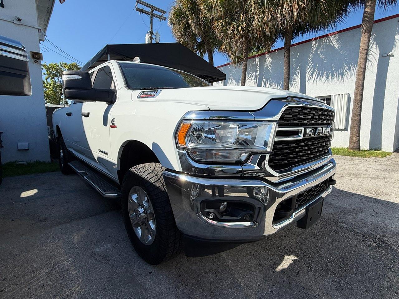 RAM 2500 Tradesman Crew Cab SWB 4WD 2024