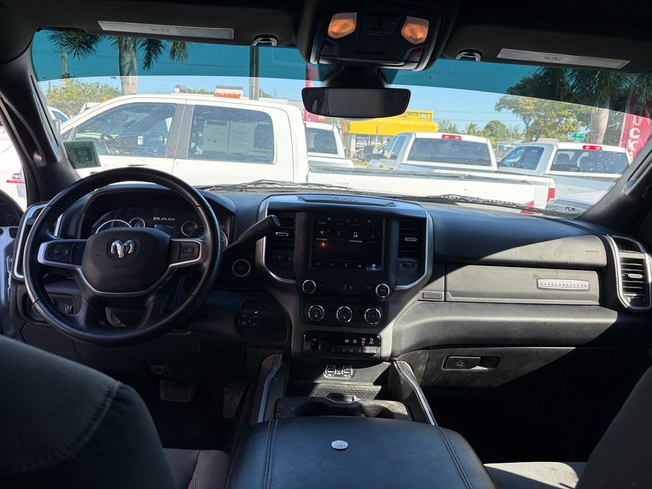 RAM 2500 Tradesman Crew Cab SWB 4WD 2024