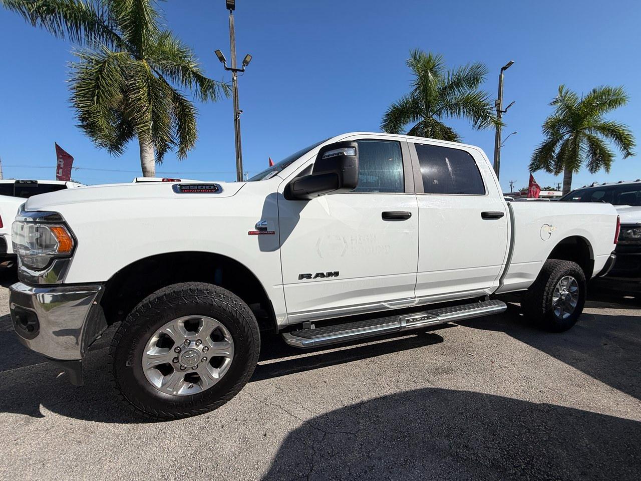 RAM 2500 Tradesman Crew Cab SWB 4WD 2024