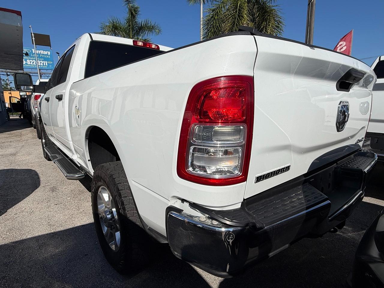 RAM 2500 Tradesman Crew Cab SWB 4WD 2024