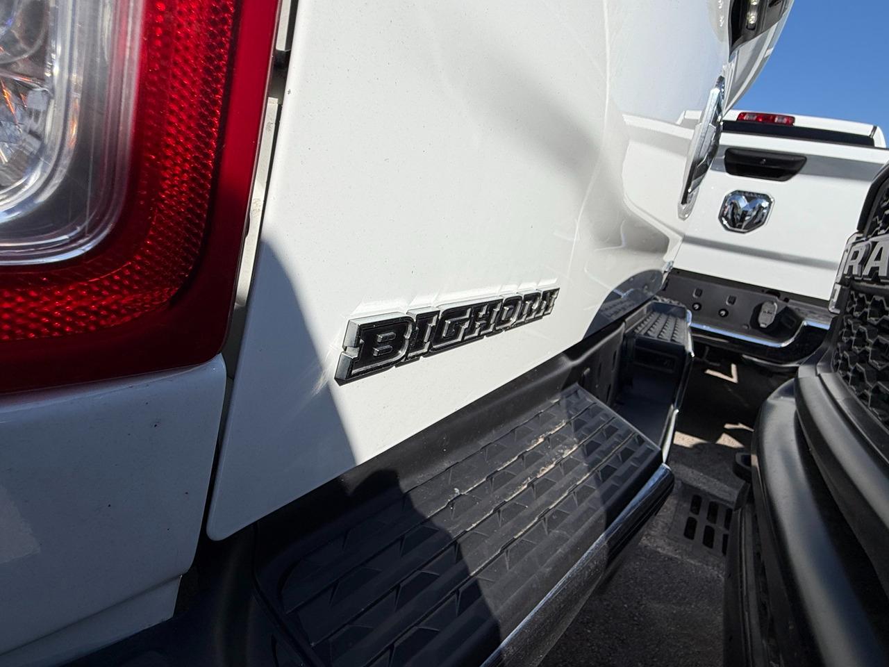 RAM 2500 Tradesman Crew Cab SWB 4WD 2024