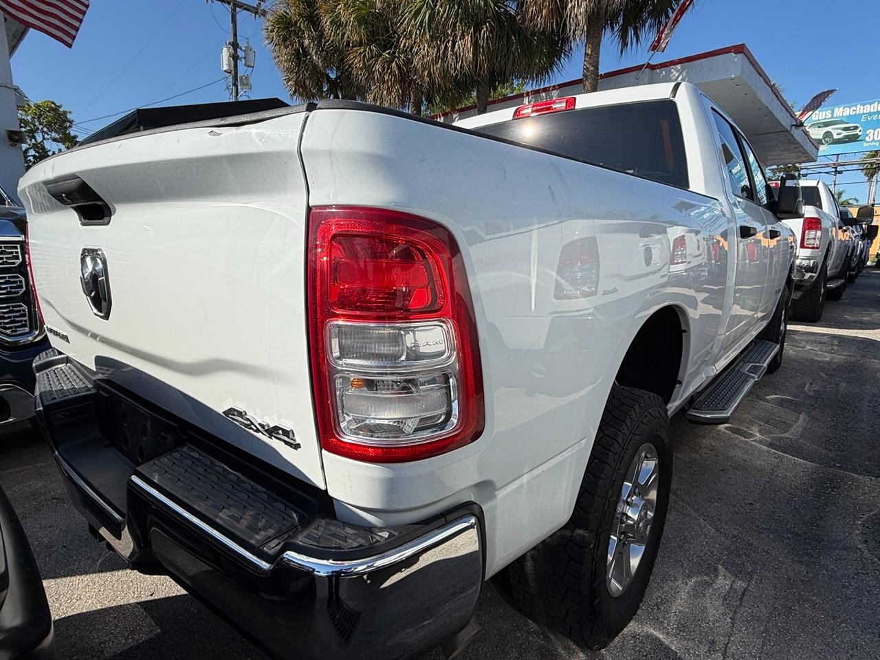 RAM 2500 Tradesman Crew Cab SWB 4WD 2024
