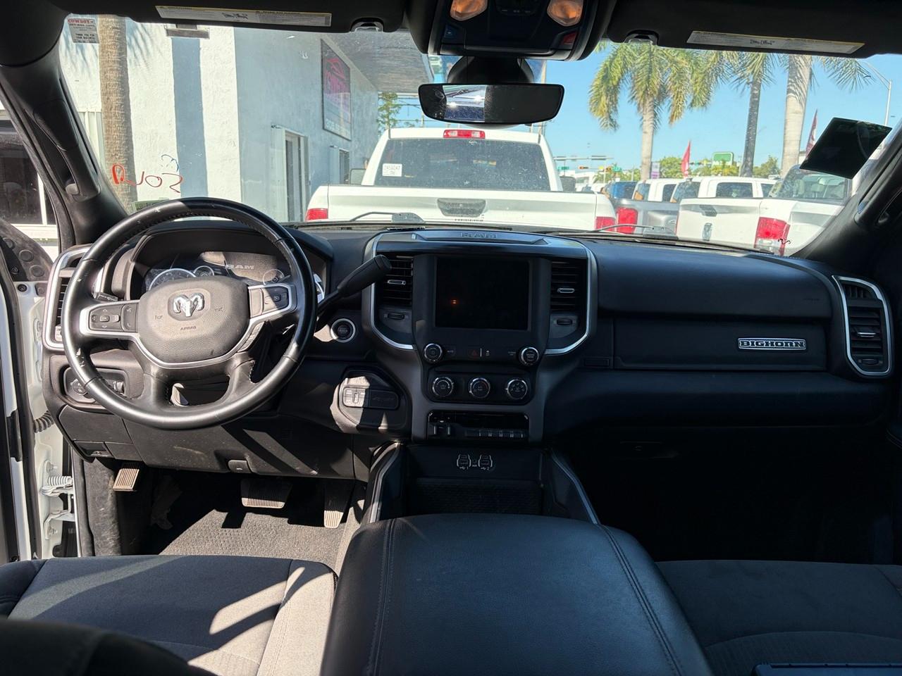 RAM 2500 Tradesman Crew Cab SWB 4WD 2024