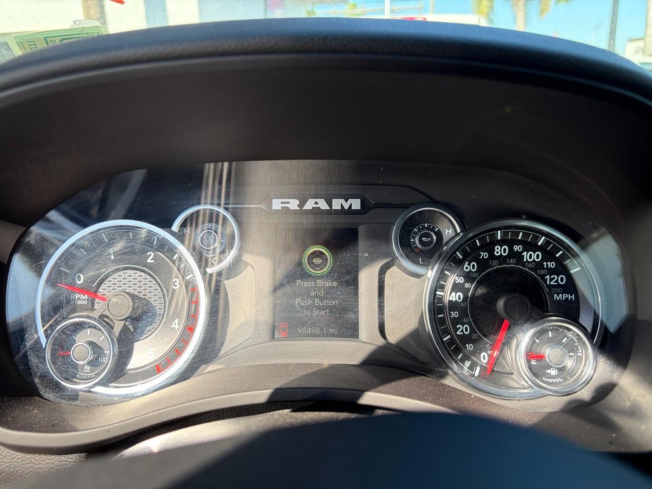 RAM 2500 Tradesman Crew Cab SWB 4WD 2024