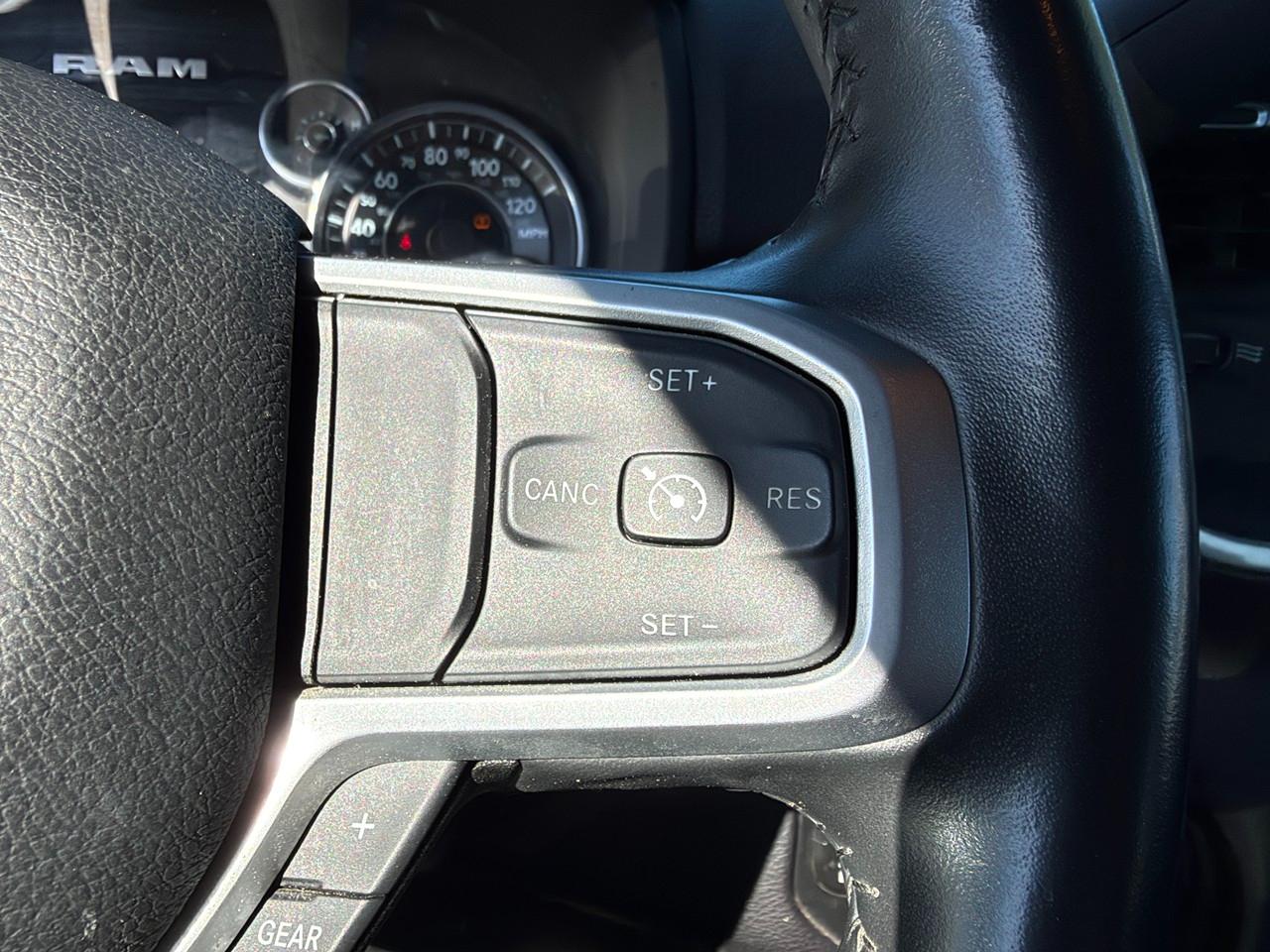 RAM 2500 Tradesman Crew Cab SWB 4WD 2024