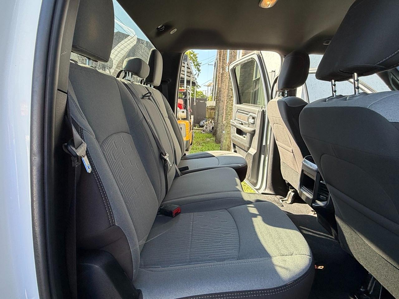RAM 2500 Tradesman Crew Cab SWB 4WD 2024