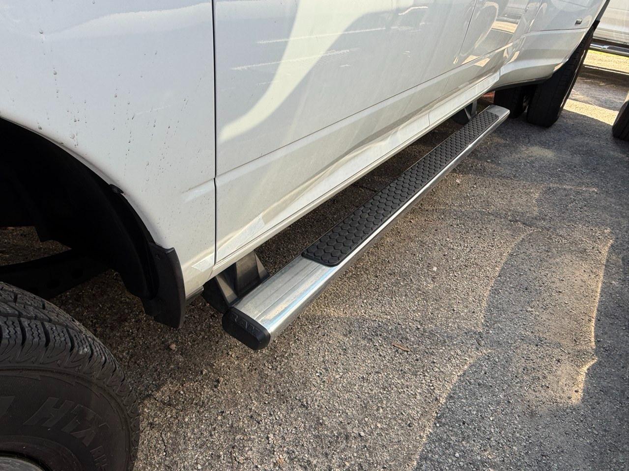 RAM 3500 Tradesman Crew Cab 4WD DRW 2024