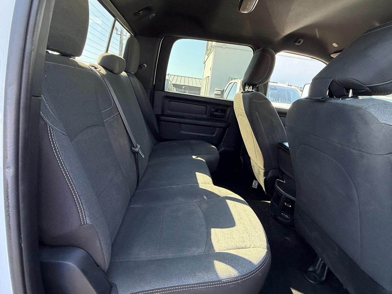 RAM 3500 Tradesman Crew Cab 4WD 2022