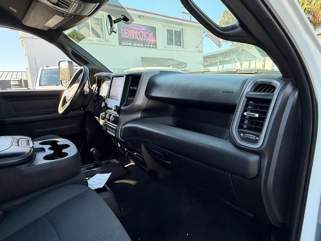 RAM 3500 Tradesman Crew Cab 4WD 2022