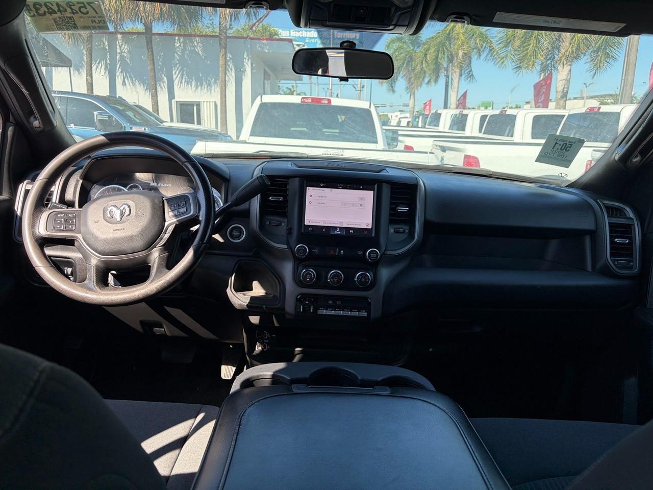 RAM 3500 Tradesman Crew Cab 4WD 2022