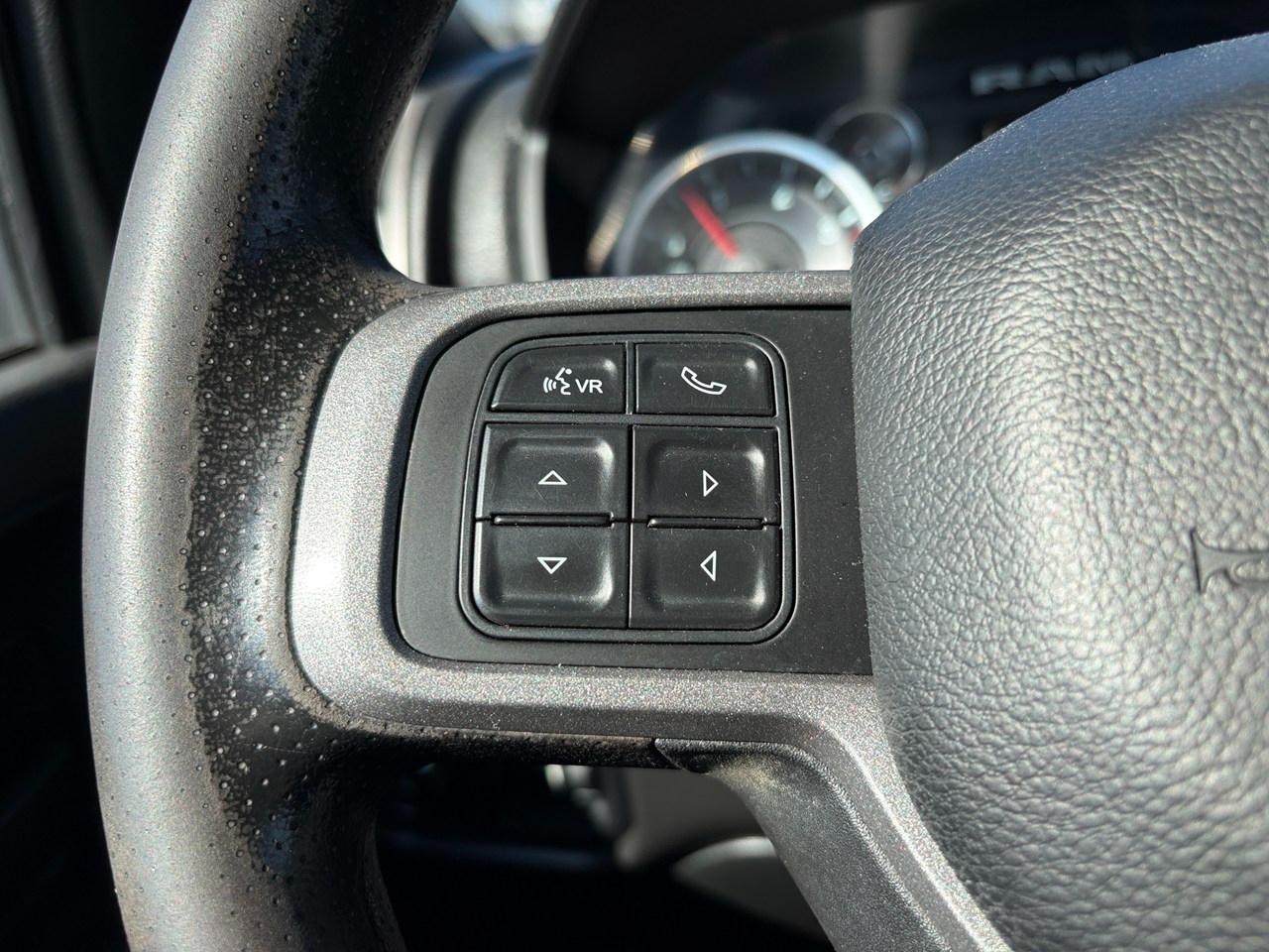 RAM 3500 Tradesman Crew Cab 4WD 2022