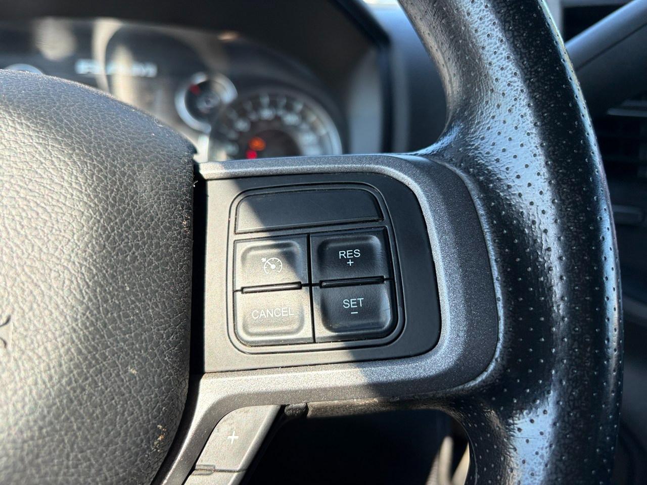 RAM 3500 Tradesman Crew Cab 4WD 2022