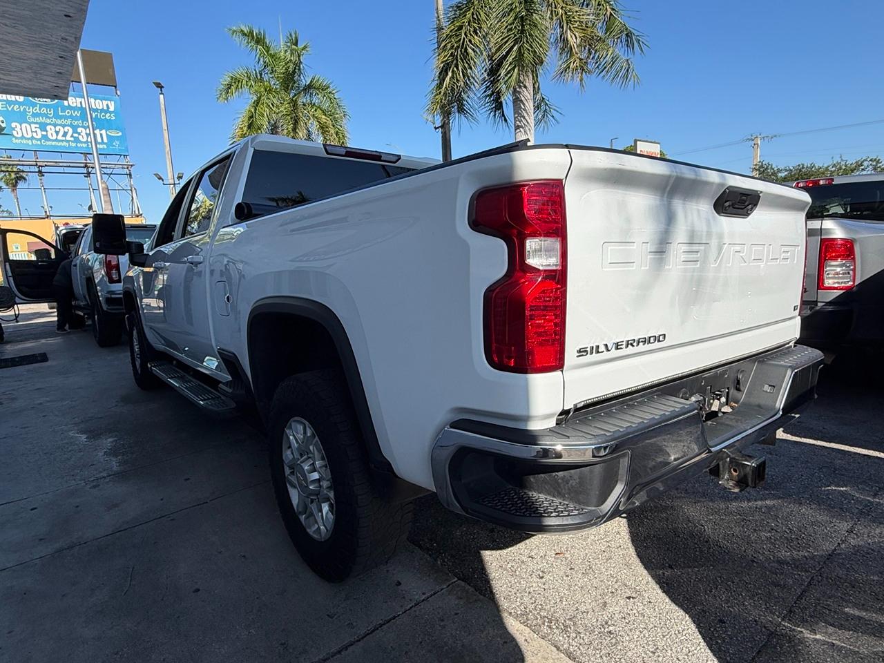 Chevrolet Silverado 2500HD LT Crew Cab Short Box 4WD 2023