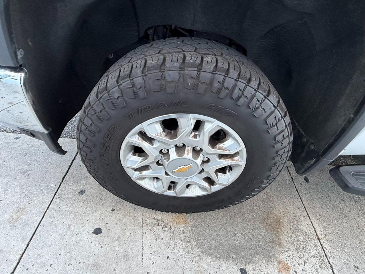 Chevrolet Silverado 2500HD LT Crew Cab Short Box 4WD 2023