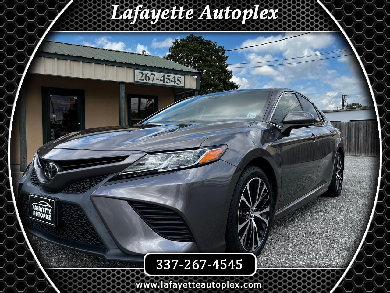 2019 Toyota Camry SE