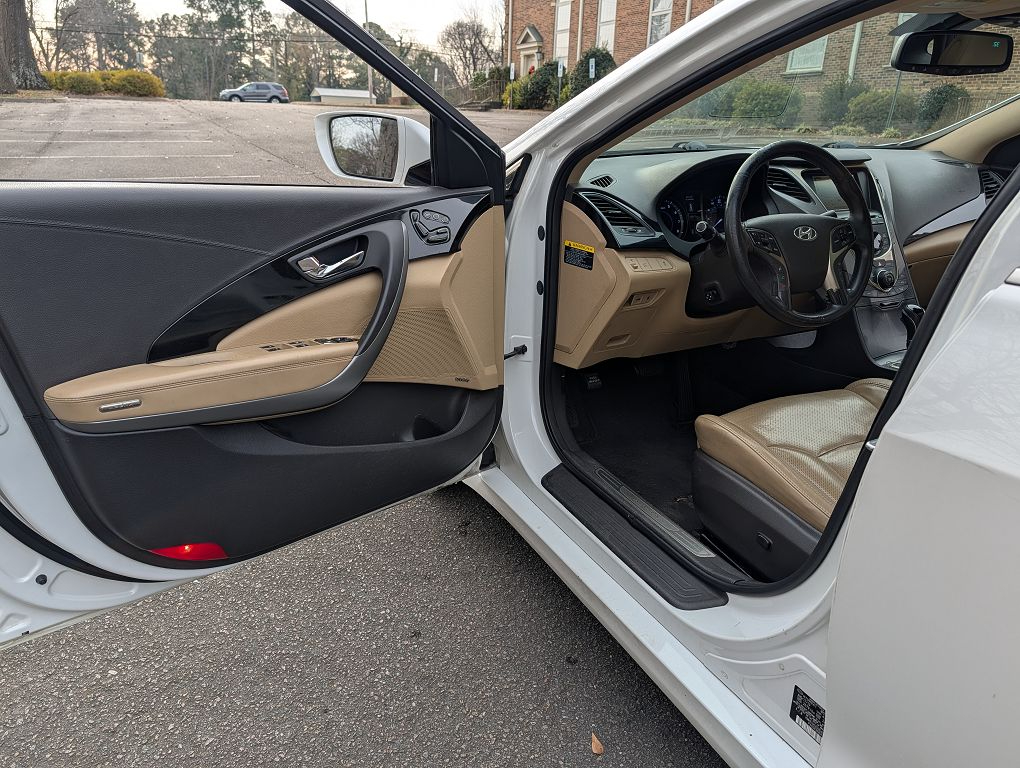 Hyundai Azera 4dr Sdn 2013