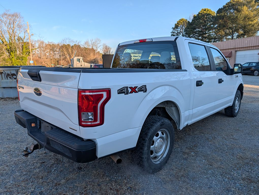 Ford F-150 4WD SuperCrew 145" XL 2016