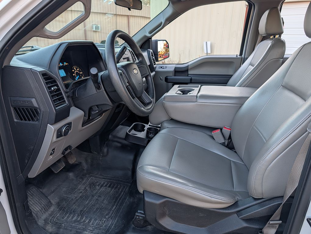Ford F-150 4WD SuperCrew 145" XL 2016