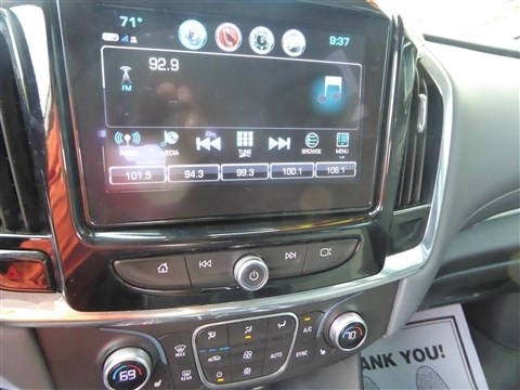 Chevrolet Traverse AWD 4dr LT Cloth w/1LT 2018 Chevrolet Traverse AWD 4dr LT Cloth w/1LT 2018