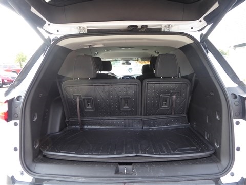 Chevrolet Traverse AWD 4dr LT Cloth w/1LT 2018 Chevrolet Traverse AWD 4dr LT Cloth w/1LT 2018