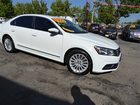 Volkswagen Passat 4dr Sdn 1.8T Auto SE 2016 Volkswagen Passat 4dr Sdn 1.8T Auto SE 2016