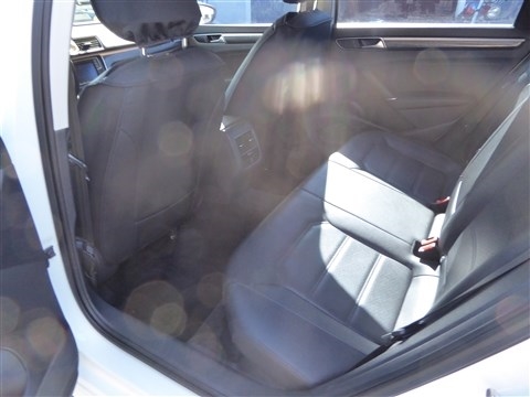 Volkswagen Passat 4dr Sdn 1.8T Auto SE 2016 Volkswagen Passat 4dr Sdn 1.8T Auto SE 2016