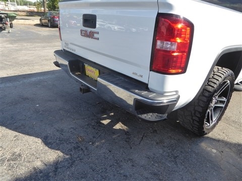 GMC Sierra 1500 4WD Crew Cab 143.5" SLE 2015 GMC Sierra 1500 4WD Crew Cab 143.5" SLE 2015