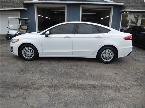 Ford Fusion S FWD 2019 Ford Fusion S FWD 2019