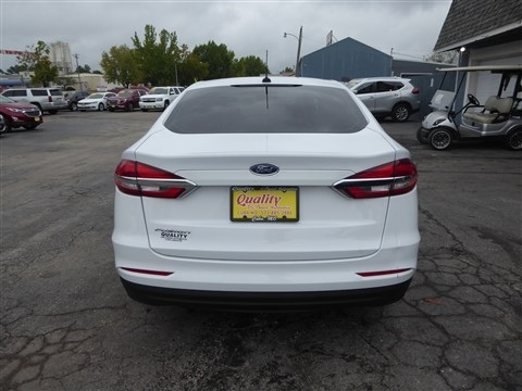Ford Fusion S FWD 2019 Ford Fusion S FWD 2019
