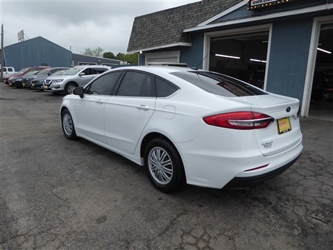 Ford Fusion S FWD 2019 Ford Fusion S FWD 2019