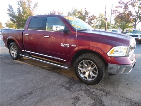 RAM 1500 Limited 4x4 Crew Cab 5'7" Box *Ltd Avail* 2018 RAM 1500 Limited 4x4 Crew Cab 5'7" Box *Ltd Avail* 2018