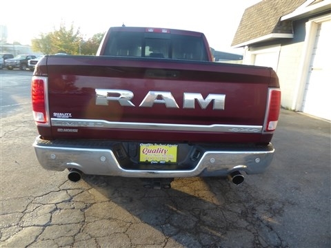 RAM 1500 Limited 4x4 Crew Cab 5'7" Box *Ltd Avail* 2018 RAM 1500 Limited 4x4 Crew Cab 5'7" Box *Ltd Avail* 2018