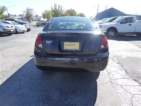 Saturn ION ION 1 4dr Sdn Auto 2005 Saturn ION ION 1 4dr Sdn Auto 2005