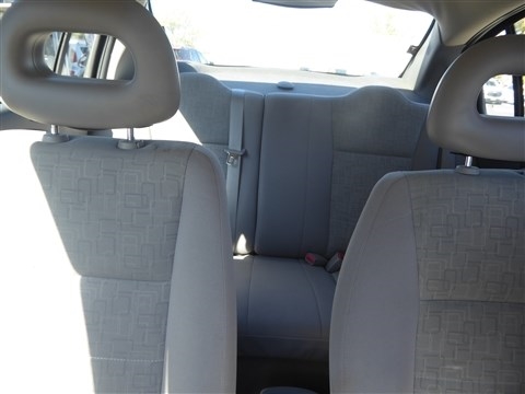 Saturn ION ION 1 4dr Sdn Auto 2005 Saturn ION ION 1 4dr Sdn Auto 2005