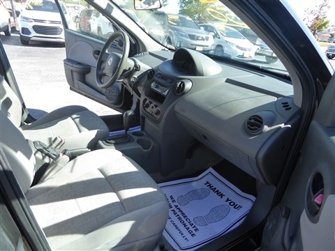 Saturn ION ION 1 4dr Sdn Auto 2005 Saturn ION ION 1 4dr Sdn Auto 2005