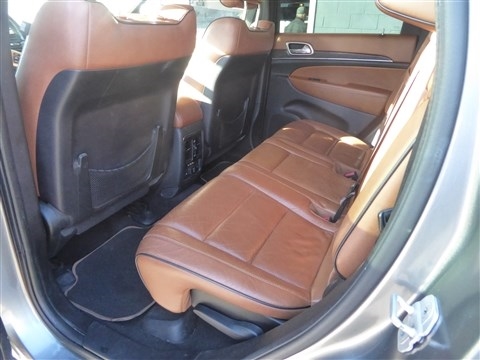 Jeep Grand Cherokee 4WD 4dr Overland Summit 2012 Jeep Grand Cherokee 4WD 4dr Overland Summit 2012