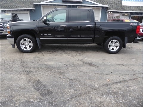 Chevrolet Silverado 1500 4WD Crew Cab 143.5" LTZ w/2LZ 2015
