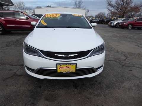 Chrysler 200 4dr Sdn Limited FWD 2015