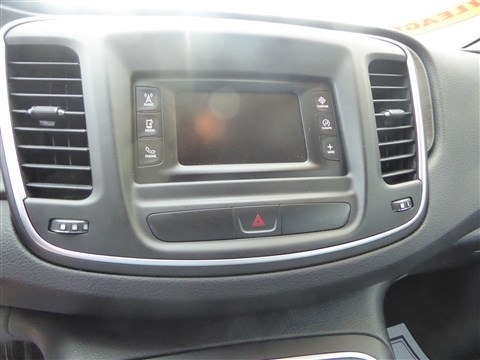 Chrysler 200 4dr Sdn Limited FWD 2015