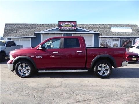 2013 RAM 1500 4WD Crew Cab 140.5" Big Horn