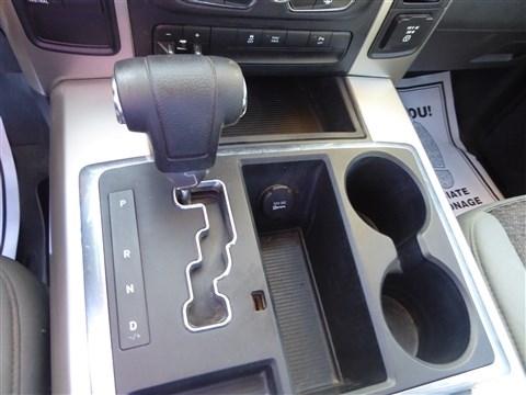 RAM 1500 4WD Crew Cab 140.5" Big Horn 2013