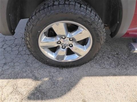 RAM 1500 4WD Crew Cab 140.5" Big Horn 2013