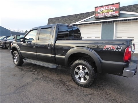 Ford Super Duty F-250 SRW 4WD Crew Cab 172" Platinum 2015