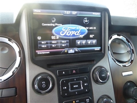 Ford Super Duty F-250 SRW 4WD Crew Cab 172" Platinum 2015